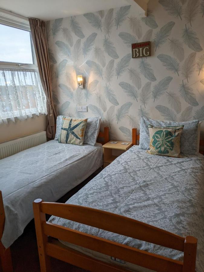 Cleasewood Guest House Great Yarmouth Exterior foto